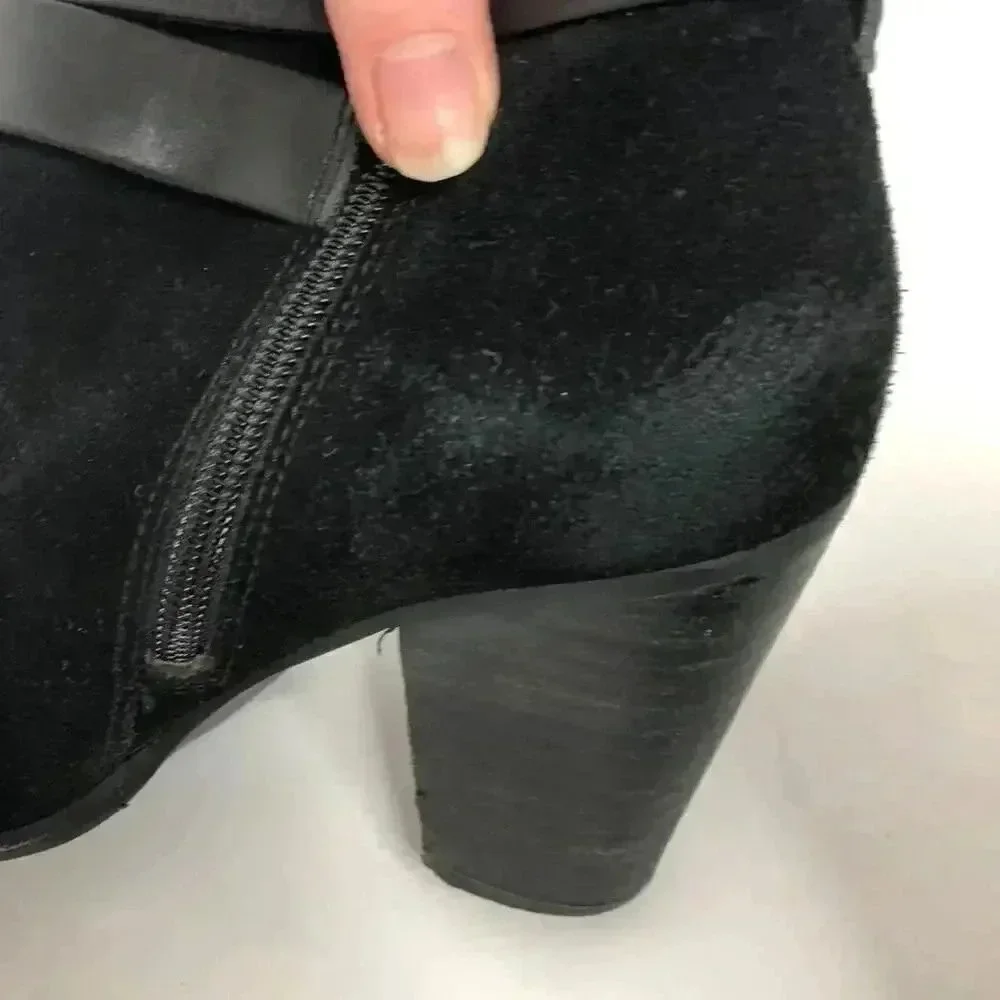 Gianni Bini Black Suede Buckled Heeled Booties Ankle Boots Women's Size 7